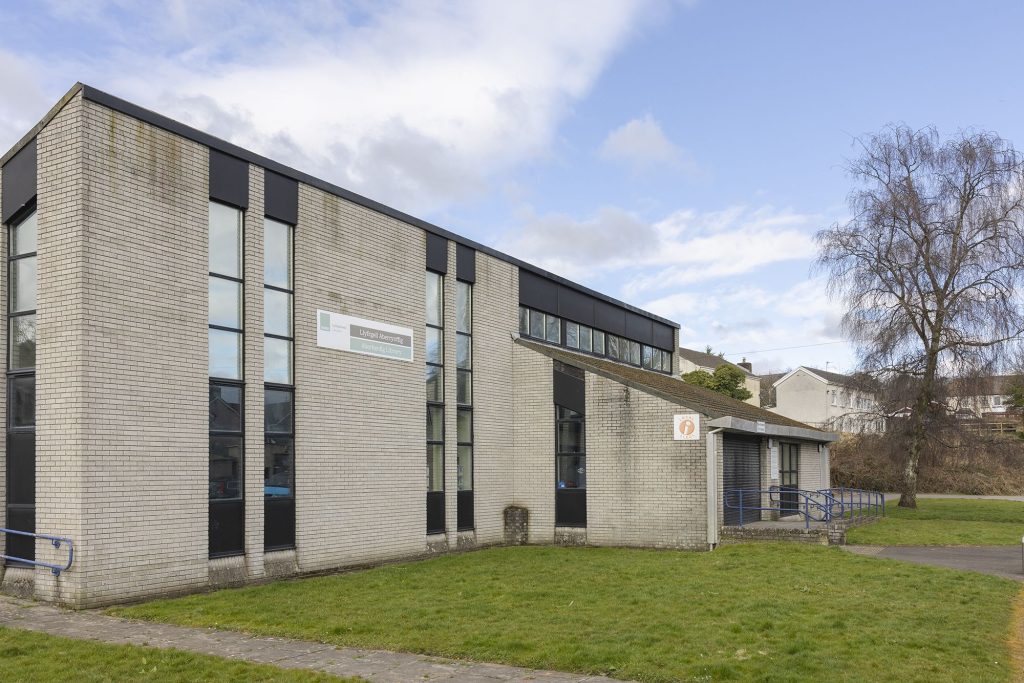 Aberkenfig Library