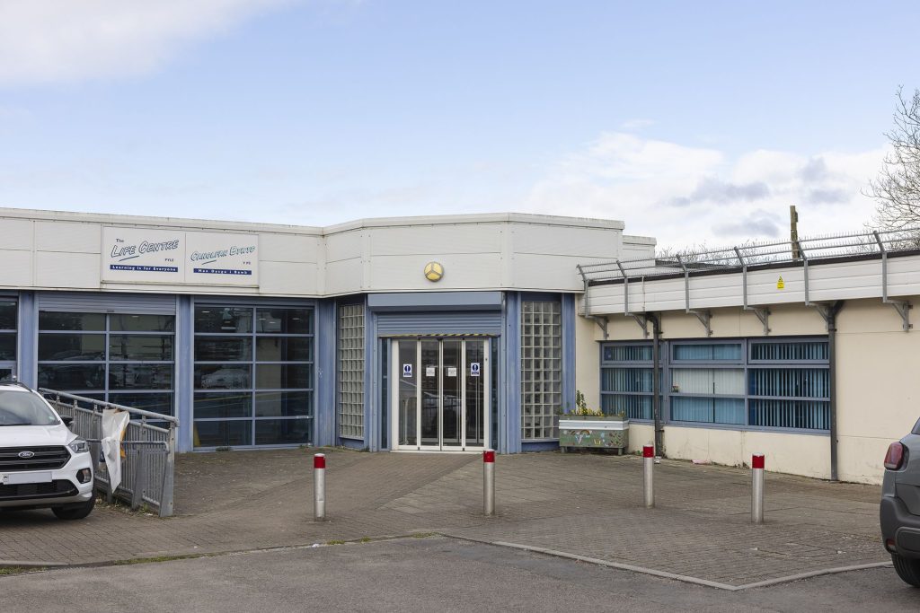 Pyle Library