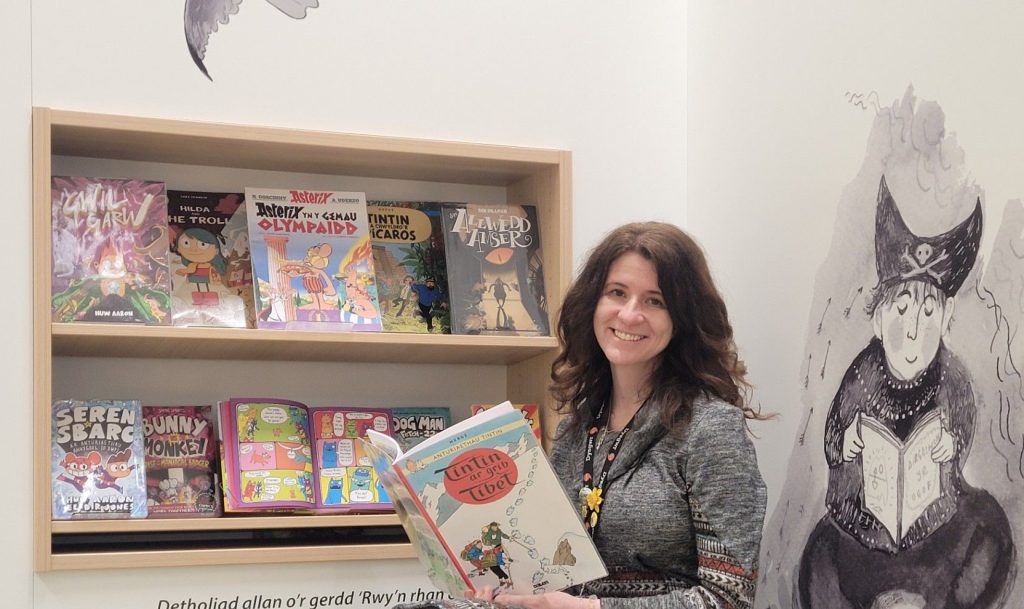 Clare Llyfrgell Llanrwst